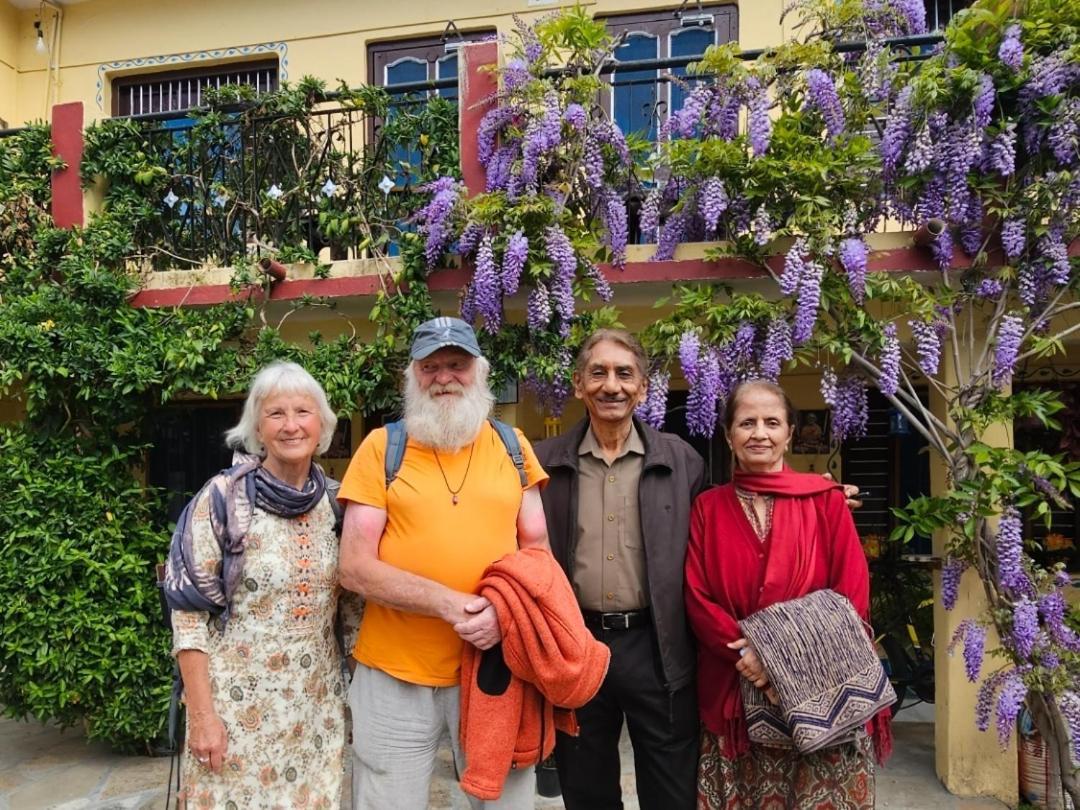 Katyuri Kings Divine Stay- Babaji'S Cave Dwarahat Екстер'єр фото